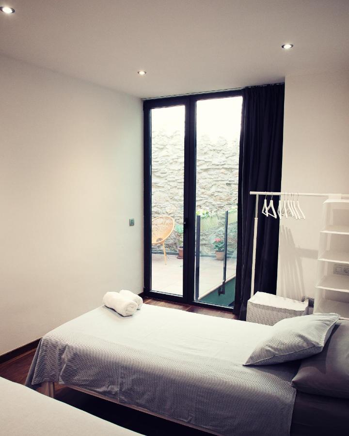 The Riverside Lodge Cozy And Spacious Apartment 赫罗纳 外观 照片