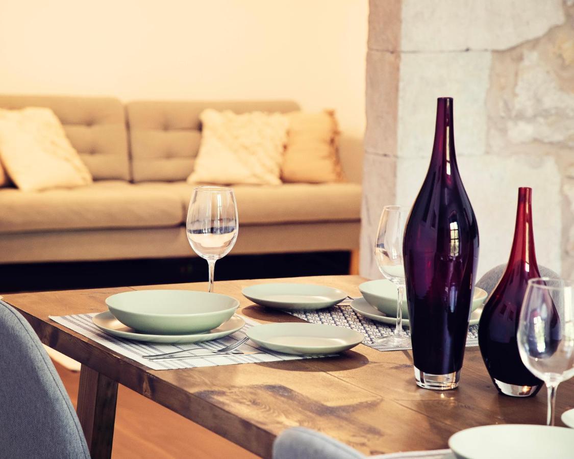 The Riverside Lodge Cozy And Spacious Apartment 赫罗纳 外观 照片